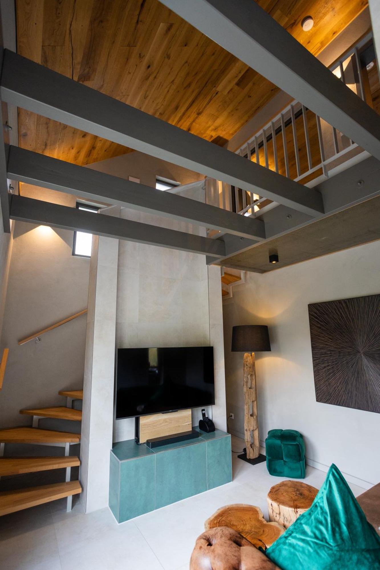 Sauerland Chalets - "Die Chalets Herzenssache" Вінтерберг Екстер'єр фото