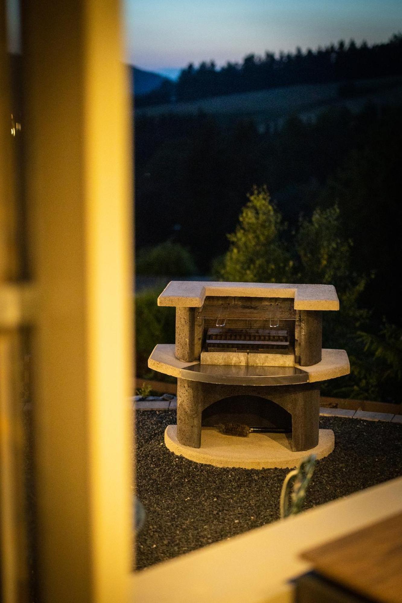 Sauerland Chalets - "Die Chalets Herzenssache" Вінтерберг Екстер'єр фото