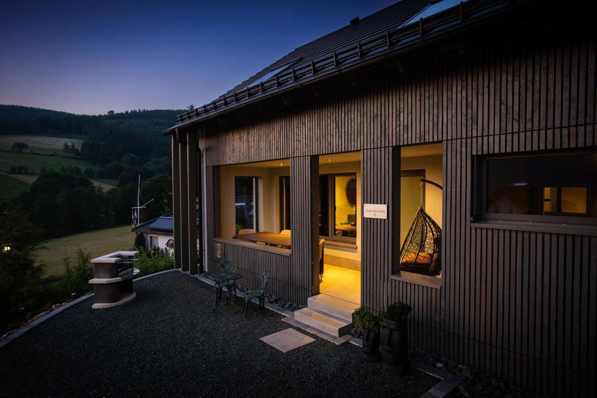 Sauerland Chalets - "Die Chalets Herzenssache" Вінтерберг Екстер'єр фото